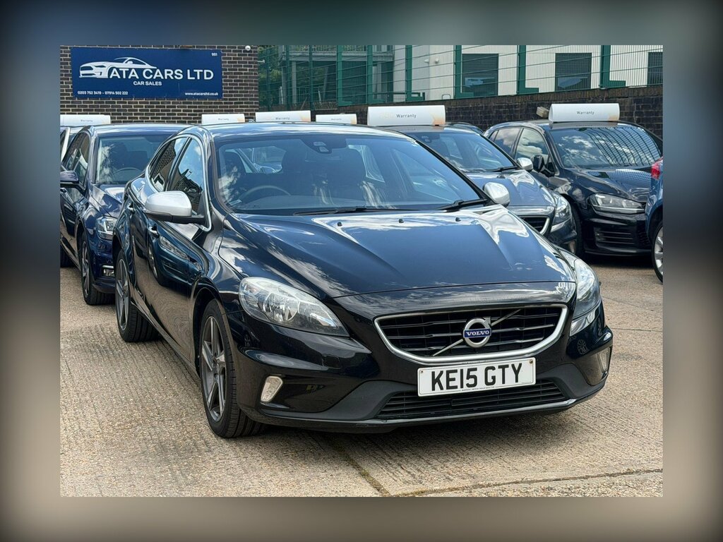 Volvo V40 1.5 T2 R-design Nav Euro 6 Ss Black #2