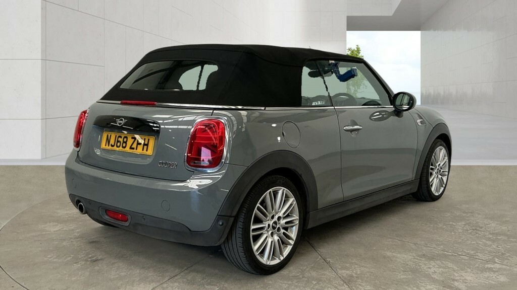 Mini Convertible 1.5 Cooper Convertible Grey #4