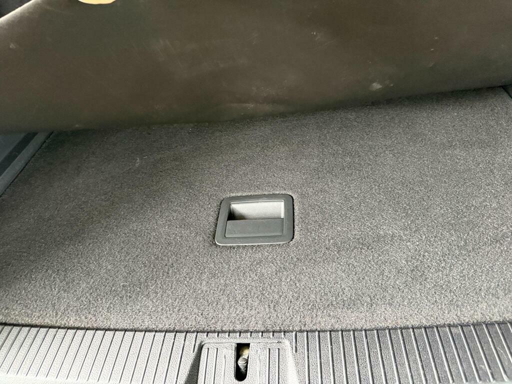 Volkswagen Passat 2.0 Tdi Scr 190 Gt Panoramic Roof Black #44