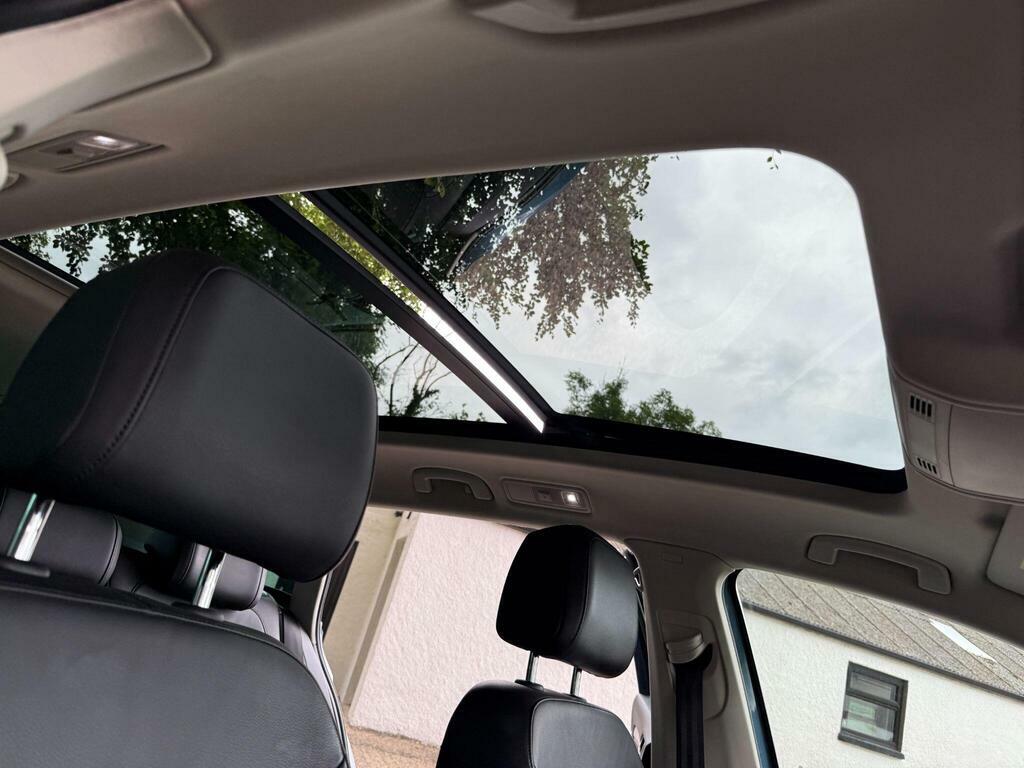 Volkswagen Passat 2.0 Tdi Scr 190 Gt Panoramic Roof Black #36