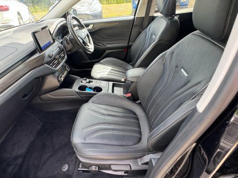 Ford Focus 2.0 Ecoblue Vignale EN69UBF Black #3