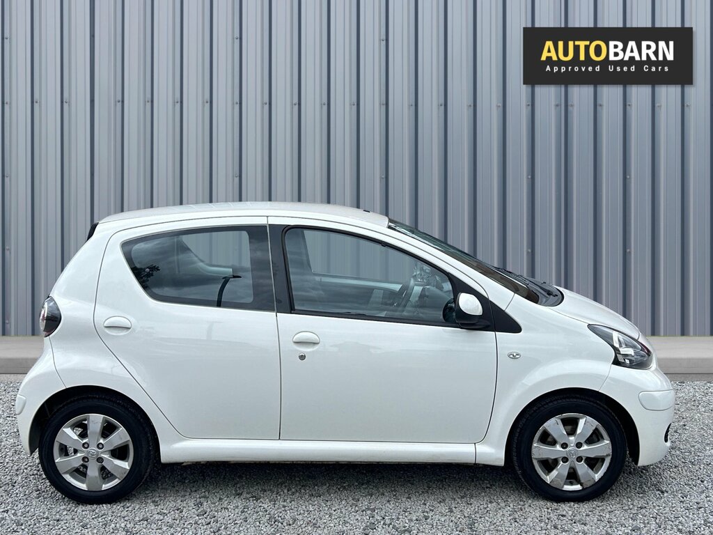 Toyota Aygo 1.0 Vvt-i Go Hatchback Euro 5 6 White #3