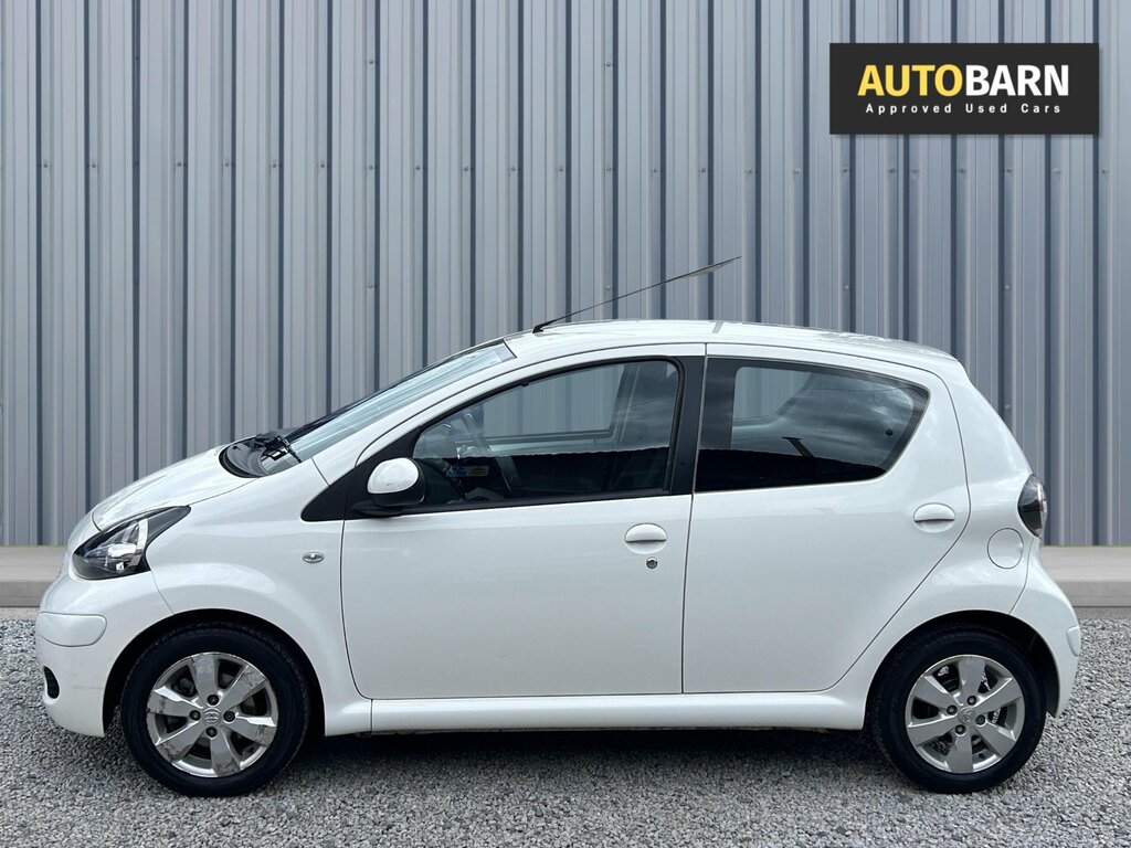 Toyota Aygo 1.0 Vvt-i Go Hatchback Euro 5 6 White #5