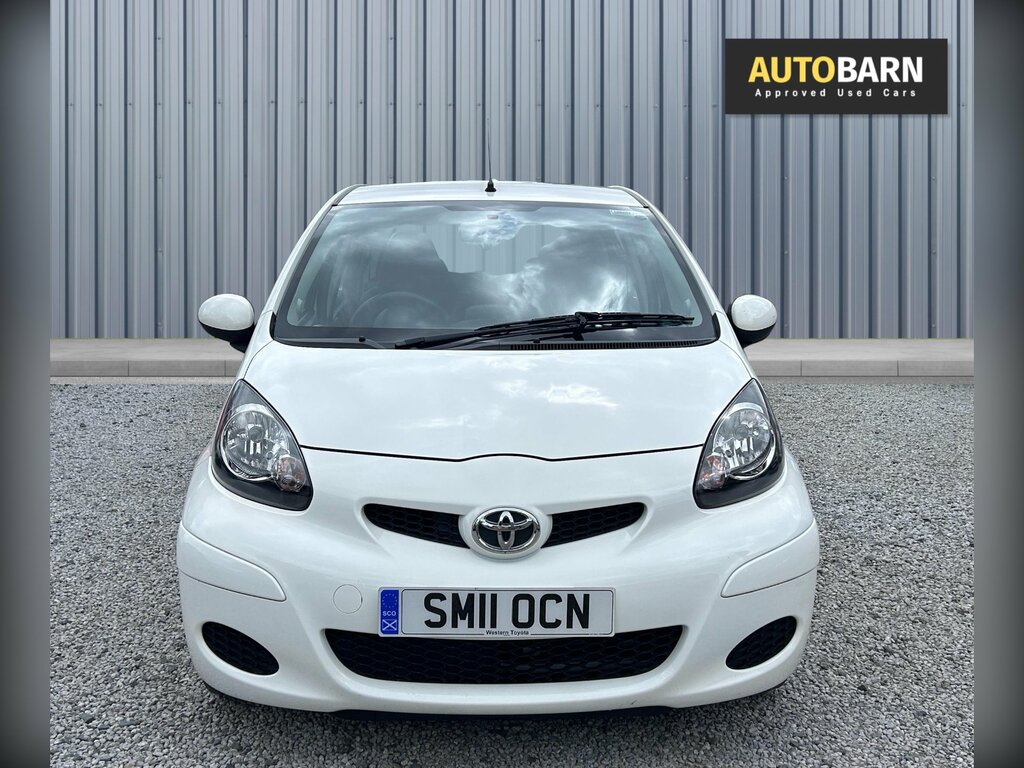 Toyota Aygo 1.0 Vvt-i Go Hatchback Euro 5 6 White #4