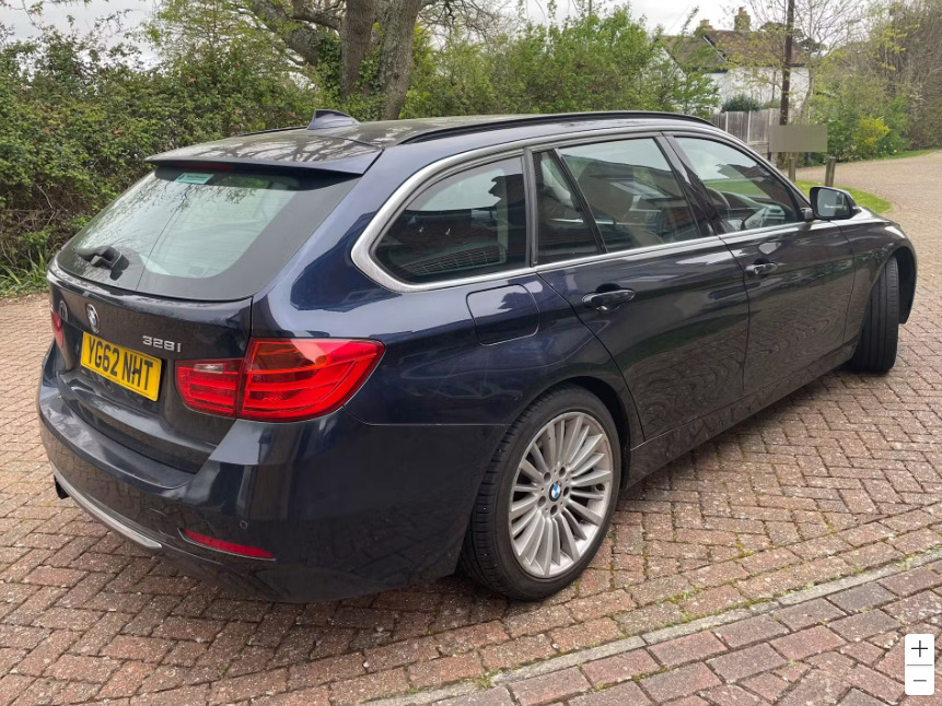 BMW 3 Series Petrol YG62NHT Blue #2