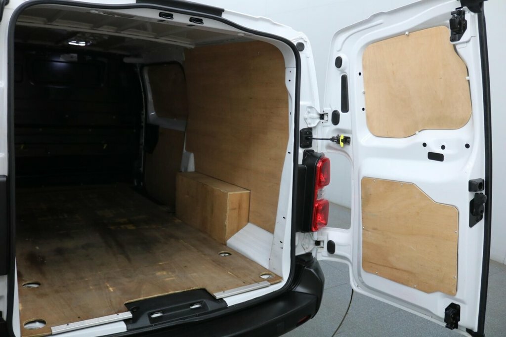 Peugeot Expert Lwb L2h1 Bluehdi #20