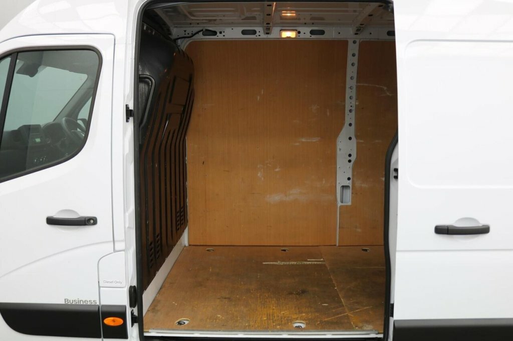 Renault Master 2.3 Dci 35 Business Fwd Lwb Medium Roof Euro 6 White #9