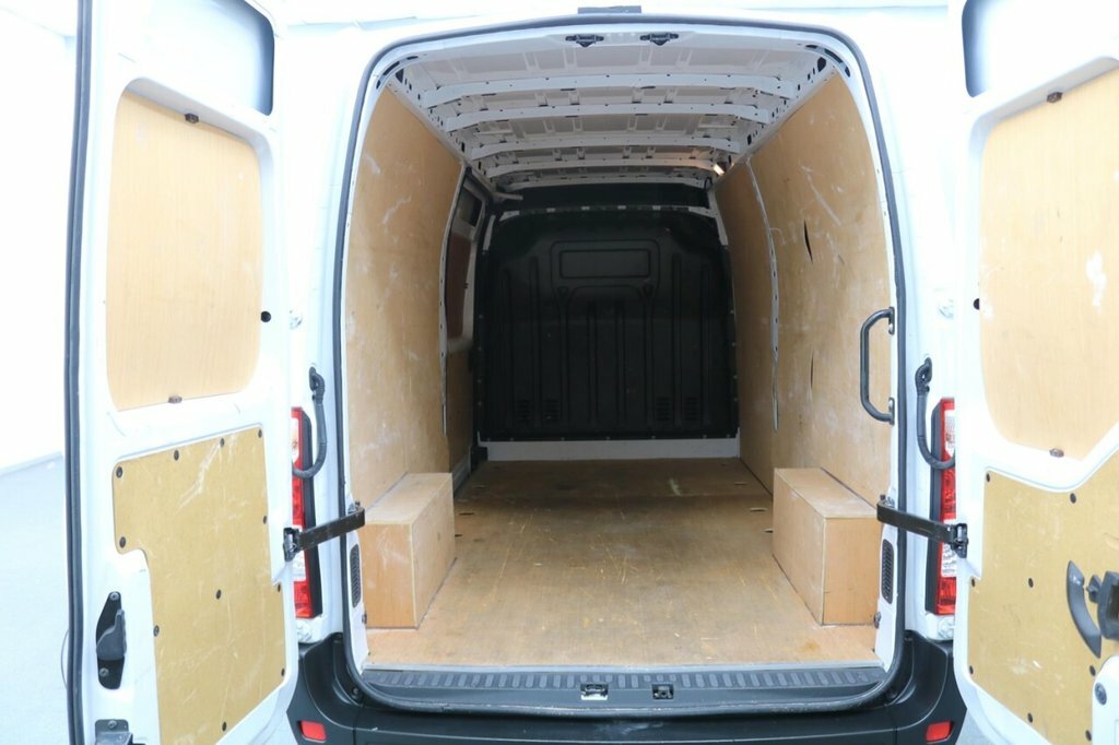 Renault Master 2.3 Dci 35 Business Fwd Lwb Medium Roof Euro 6 White #13