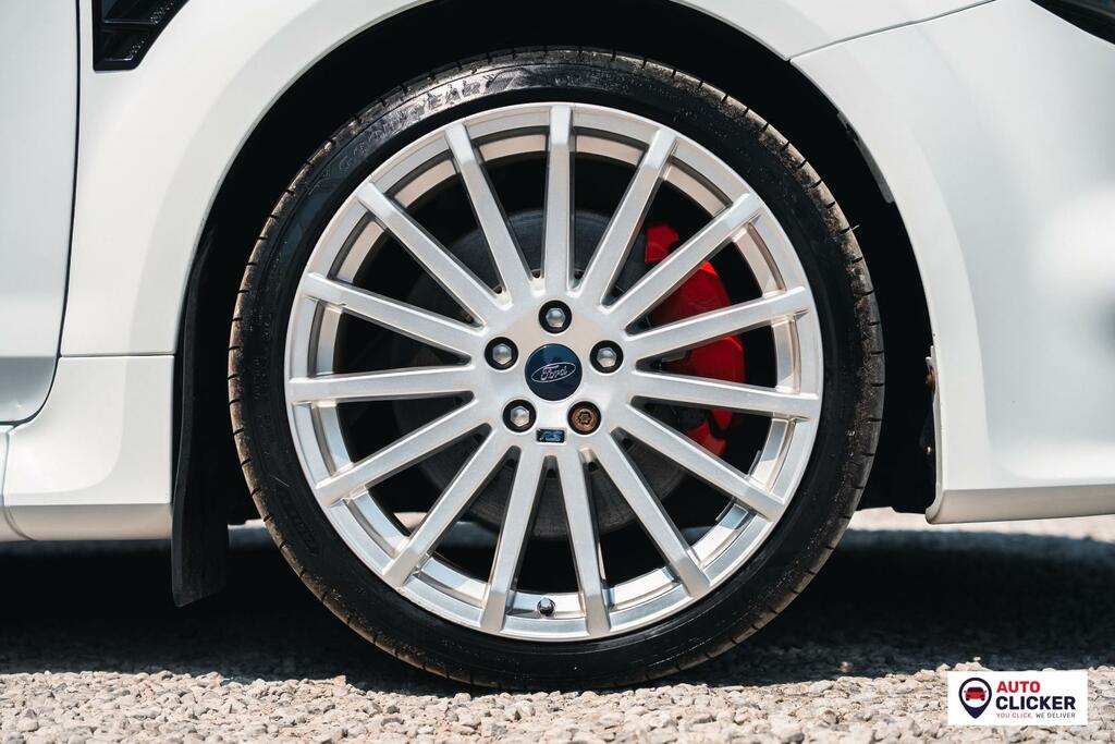 Ford Focus 2.5 Rs Hatchback 225 G Km 301 B White #6