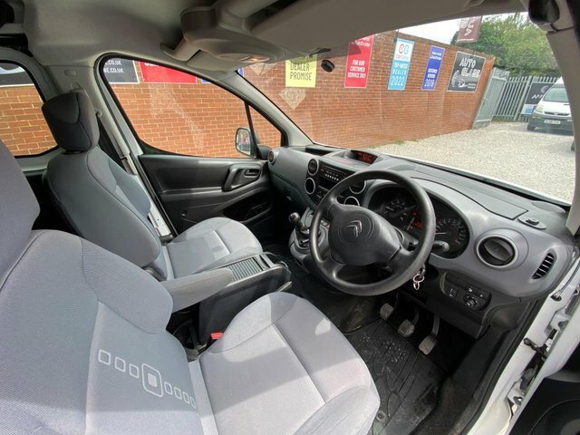 Citroen Berlingo Hdi 725 X Crew White #4