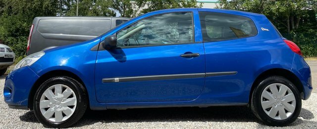 Renault Clio Pzaz Euro 5 Blue #4