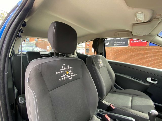Renault Clio 1.6 Vvt Gt Line Tomtom Sport Tourer Euro 5 Black #7