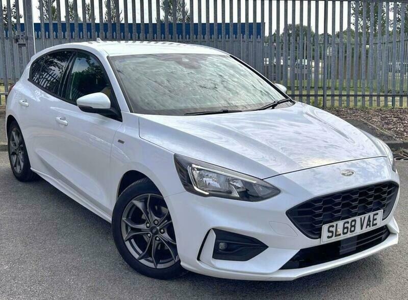 Ford Focus 1.5 Ecoblue St-line Hatchback SL68VAE White
