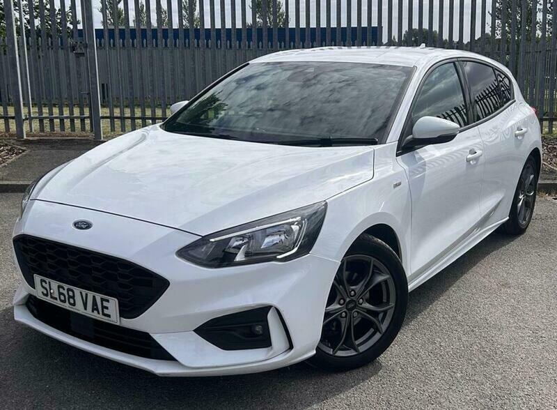 Ford Focus 1.5 Ecoblue St-line Hatchback SL68VAE White #2