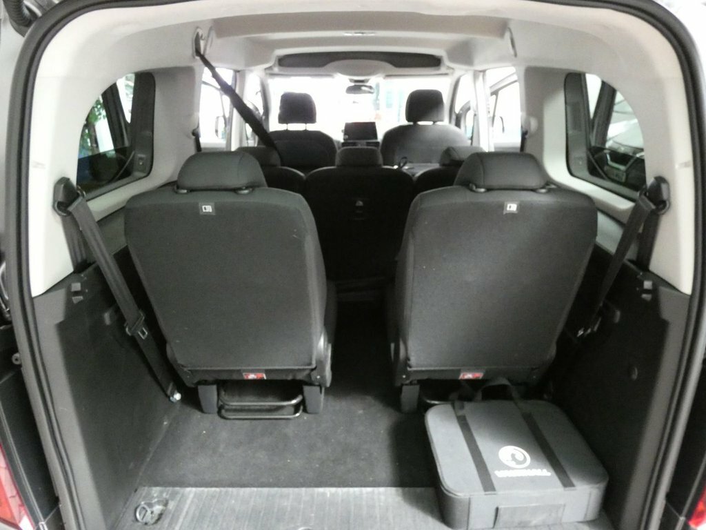 Vauxhall Combo-e Life 50Kwh Design Mpv 7.4Kw Charger  #45
