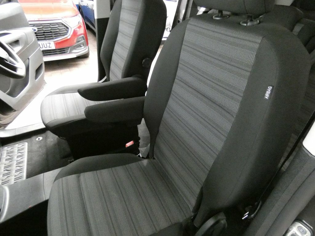 Vauxhall Combo-e Life 50Kwh Design Mpv 7.4Kw Charger  #42