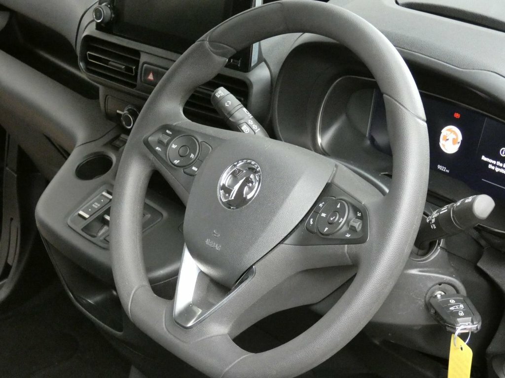 Vauxhall Combo-e Life 50Kwh Design Mpv 7.4Kw Charger  #37