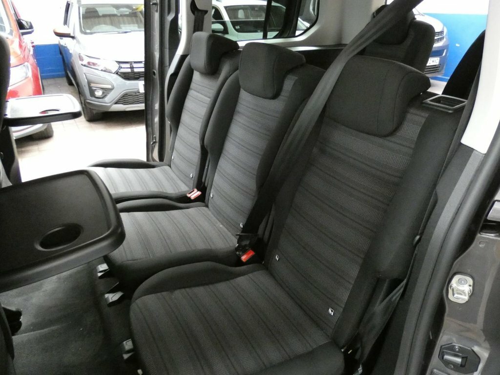 Vauxhall Combo-e Life 50Kwh Design Mpv 7.4Kw Charger  #18