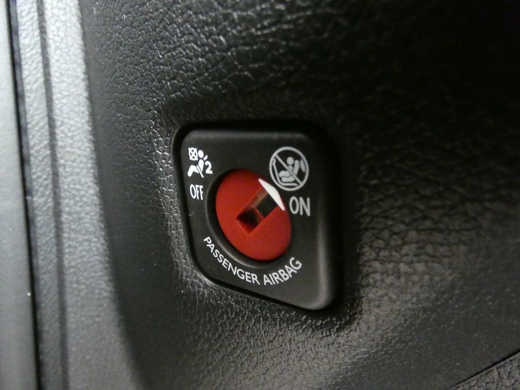 Vauxhall Combo-e Life 50Kwh Design Mpv 7.4Kw Charger  #20