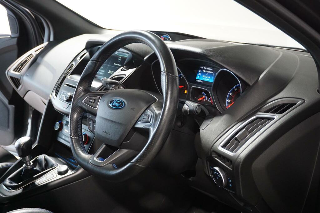 Ford Focus Focus St-line X 1.0L Ecoboost 155Ps Mhev Fw  #9