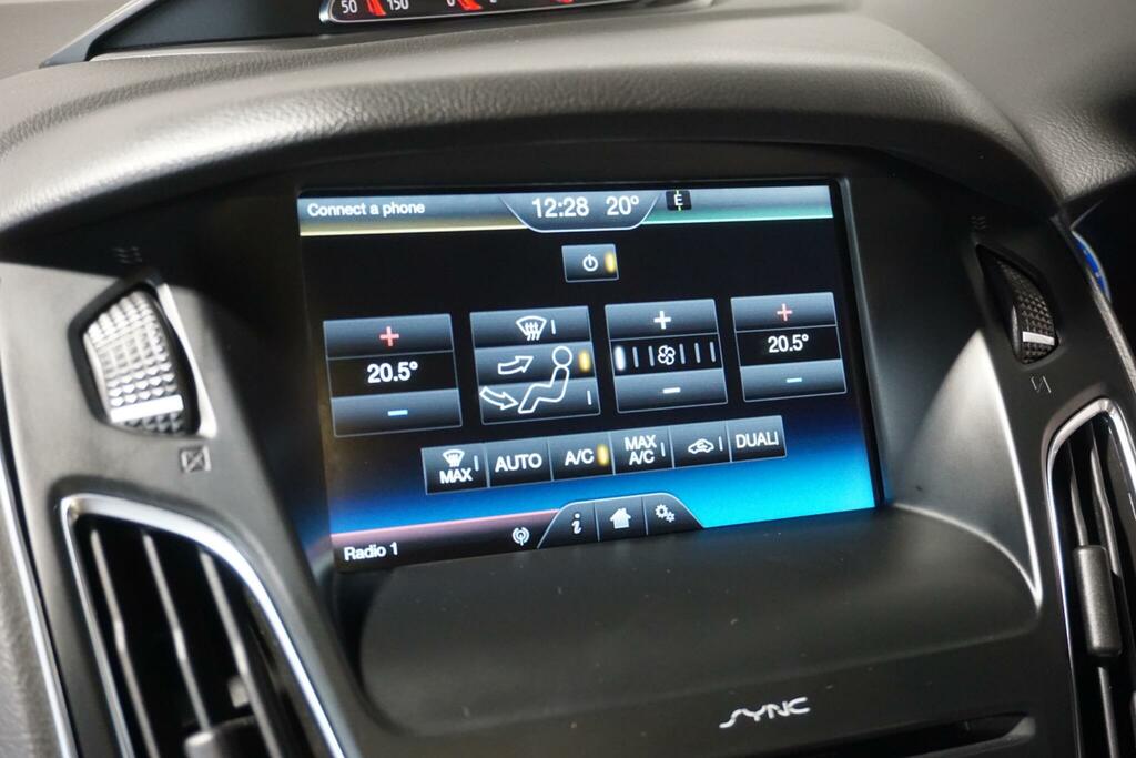 Ford Focus Focus St-line X 1.0L Ecoboost 155Ps Mhev Fw  #53