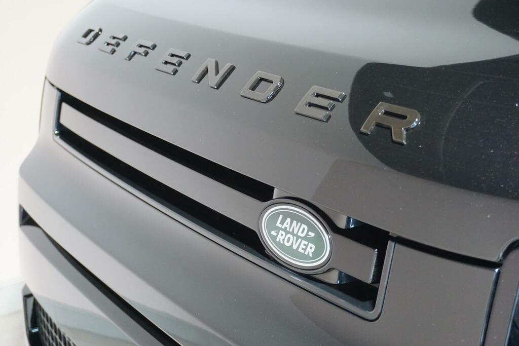 Land Rover Defender 110 3.0 D250 Mhev X-dynamic Hse Suv 4W Black #72