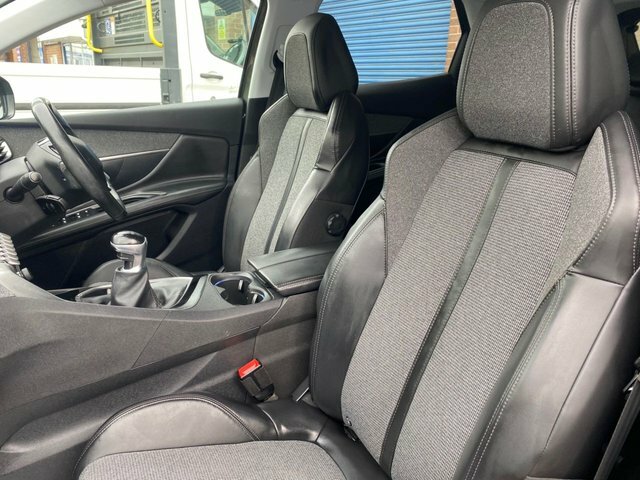 Peugeot 3008 2017 1.2 Puretech Allure Suv Eur Grey #4