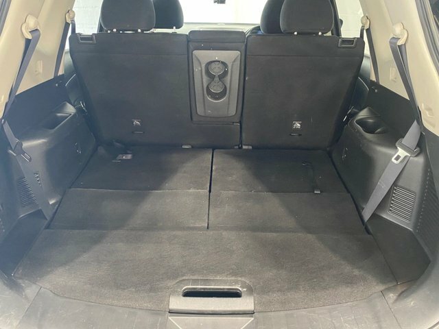 Nissan X-Trail 1.6L N-connecta Dci White #11