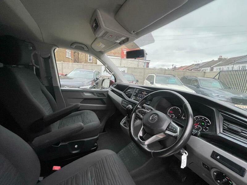 Volkswagen Transporter Shuttle T6.1 150 7 Speed Dsg 8 Seat Shuttle Se Lwb In Black #35