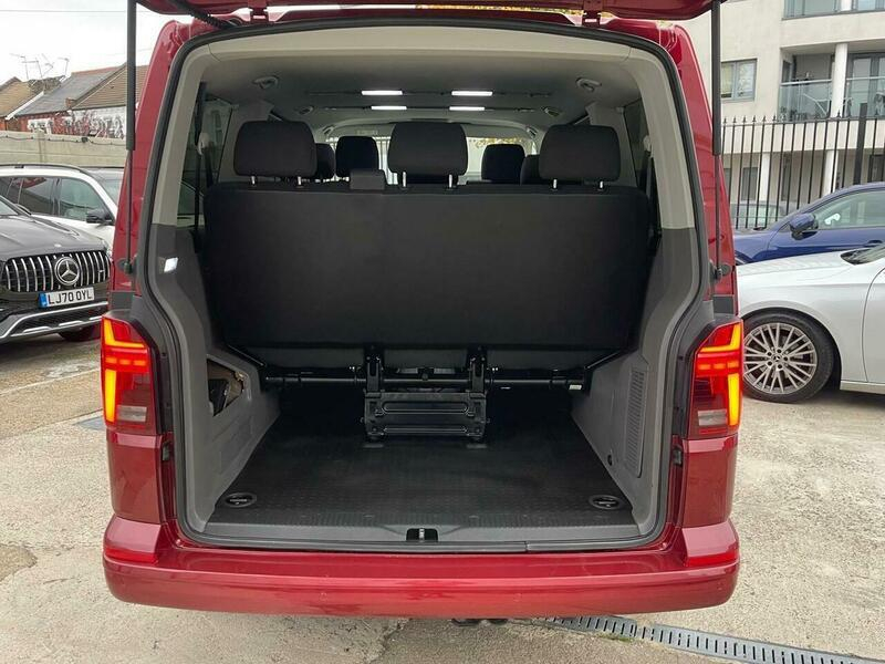 Volkswagen Transporter Shuttle T6.1 150 7 Speed Dsg 8 Seat Shuttle Se Lwb In Black #81