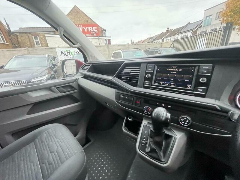 Volkswagen Transporter Shuttle T6.1 150 7 Speed Dsg 8 Seat Shuttle Se Lwb In Black #37
