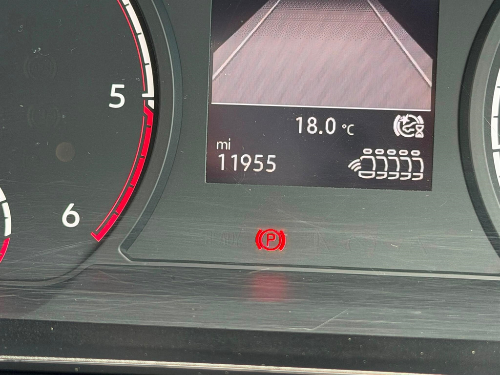 Volkswagen Caddy Maxi Life Maxi 2.0 Tdi 122 Life Dsg Red #41
