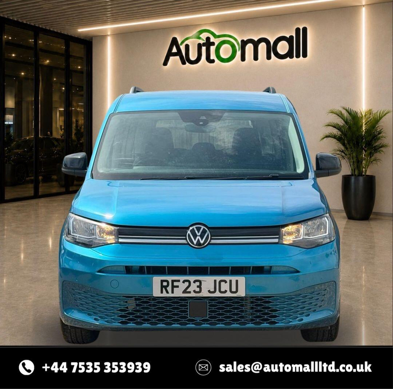 Volkswagen Caddy Maxi Life 2.0 Maxi Tdi Life Dsg Euro 6 Ss Blue #2