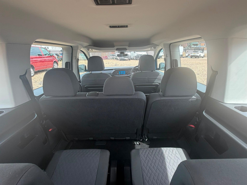 Volkswagen Caddy Maxi Life Maxi 2.0 Tdi 122 Life Dsg Red #71