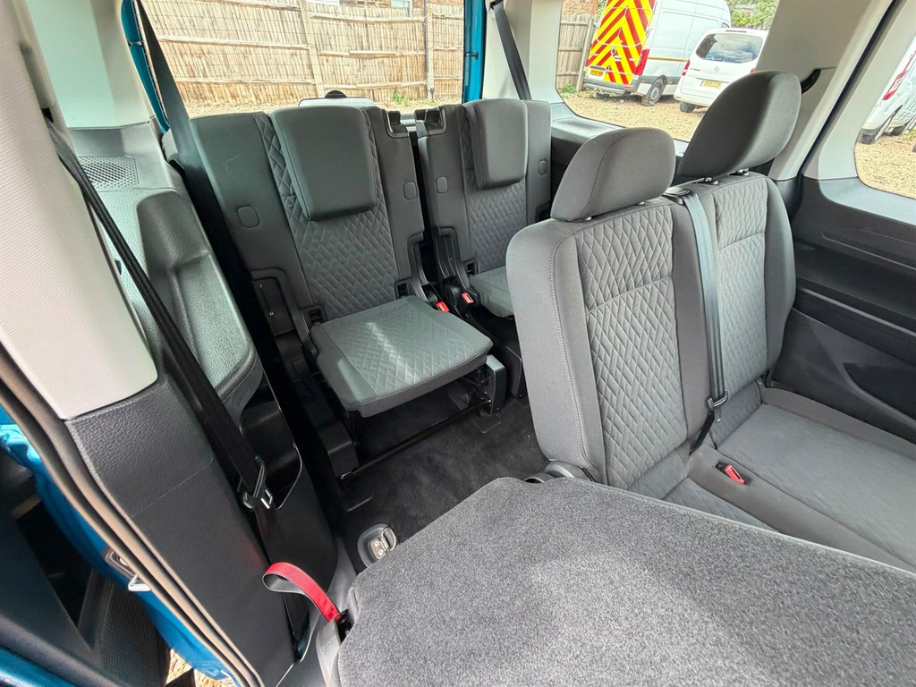 Volkswagen Caddy Maxi Life Maxi 2.0 Tdi 122 Life Dsg Red #61