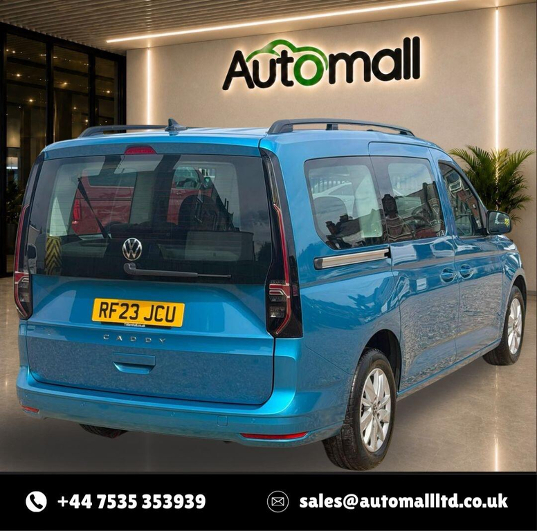 Volkswagen Caddy Maxi Life Maxi 2.0 Tdi 122 Life Dsg Red #14