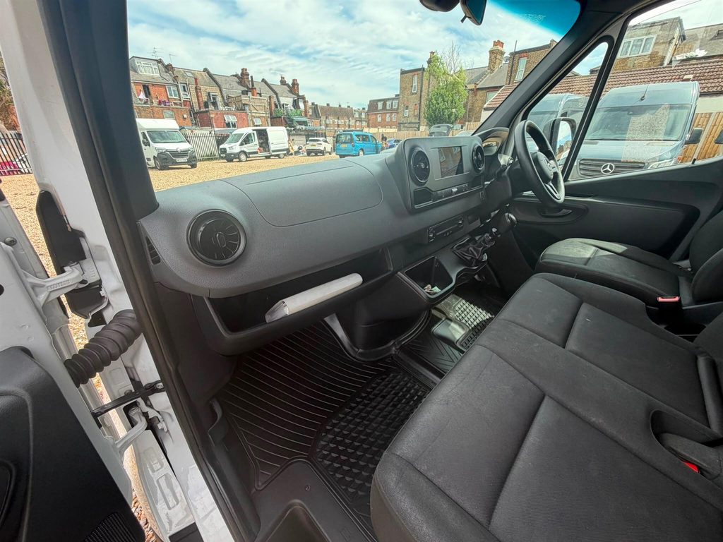 Mercedes-Benz Sprinter 2.0 315 Cdi Progressive Rwd L2 H2 Euro 6 Ss White #35