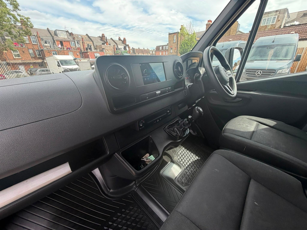 Mercedes-Benz Sprinter 2.0 315 Cdi Progressive Rwd L2 H2 Euro 6 Ss White #32