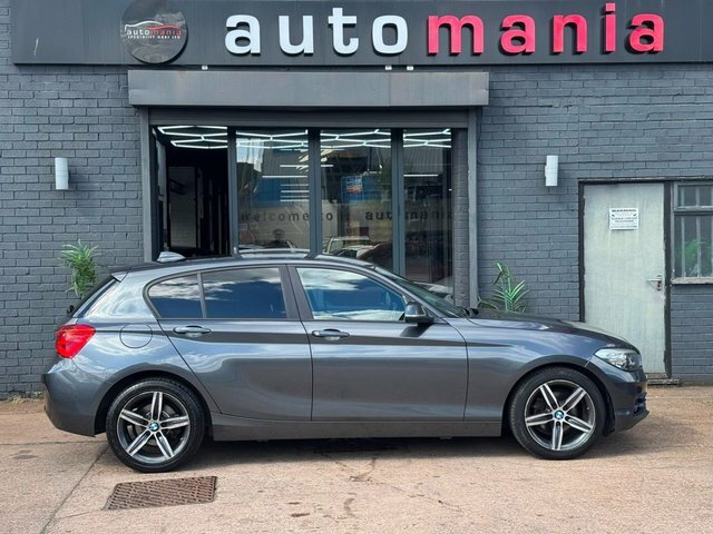 BMW 1 Series 118I Sport Hatchback Grey