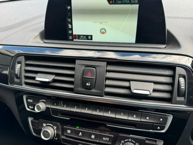 BMW 1 Series 118I Sport Hatchback GF19OOX Grey #4