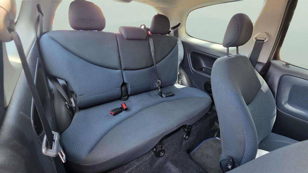 Toyota Yaris 1.3 Vvt Blue #19