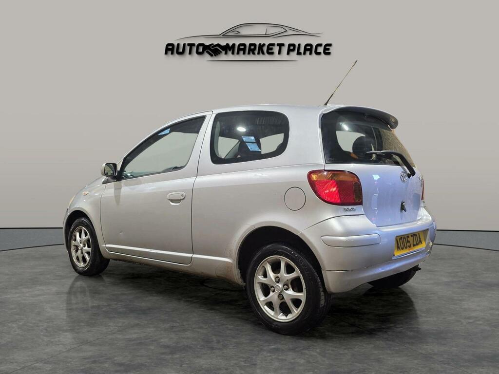 Toyota Yaris 1.3 Vvt Blue #4