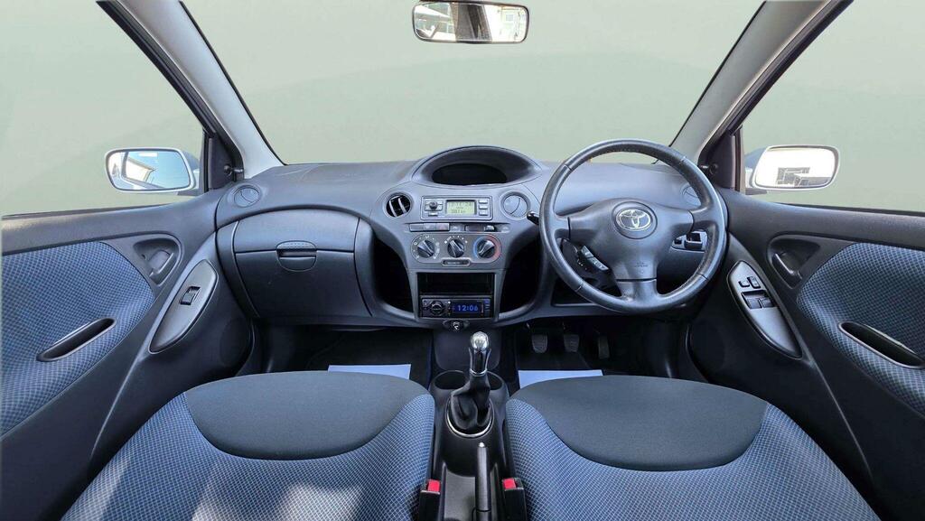 Toyota Yaris 1.3 Vvt Blue #17
