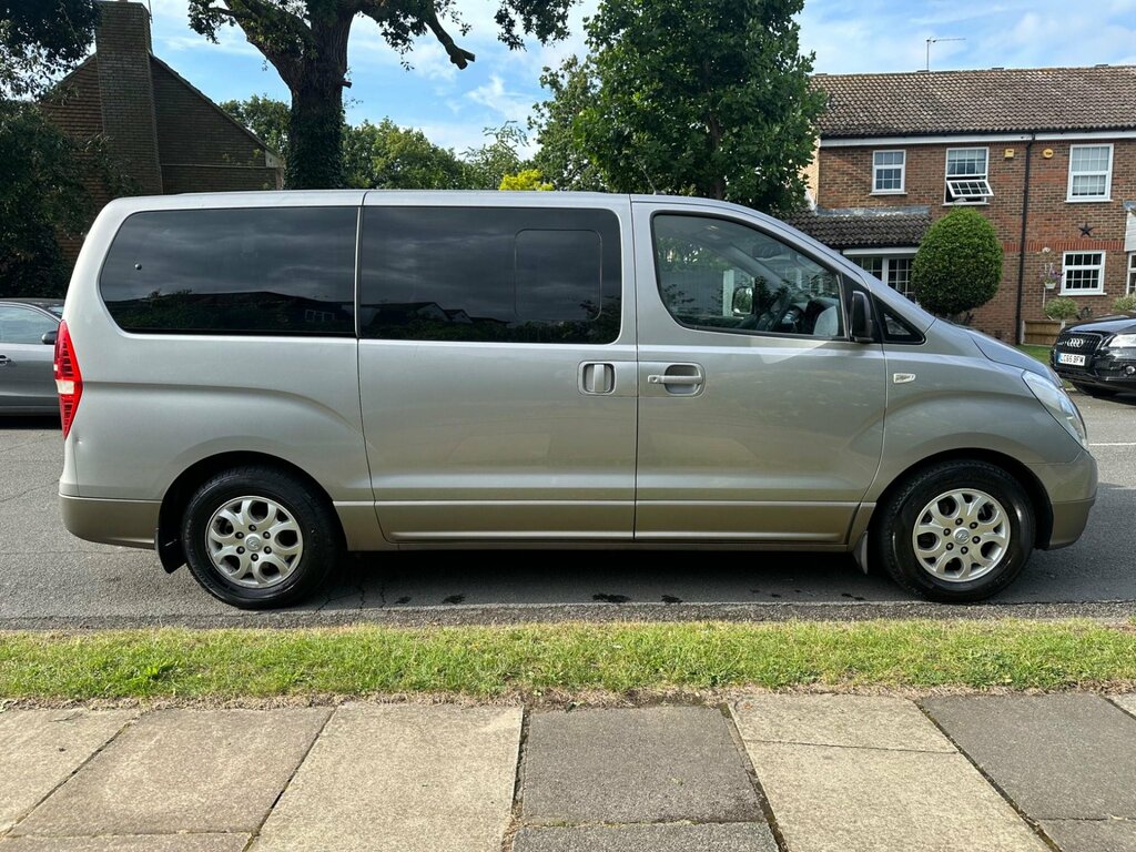 Hyundai I800 2.5 Style Crdi 8 Seater 5 Speed Silver #17