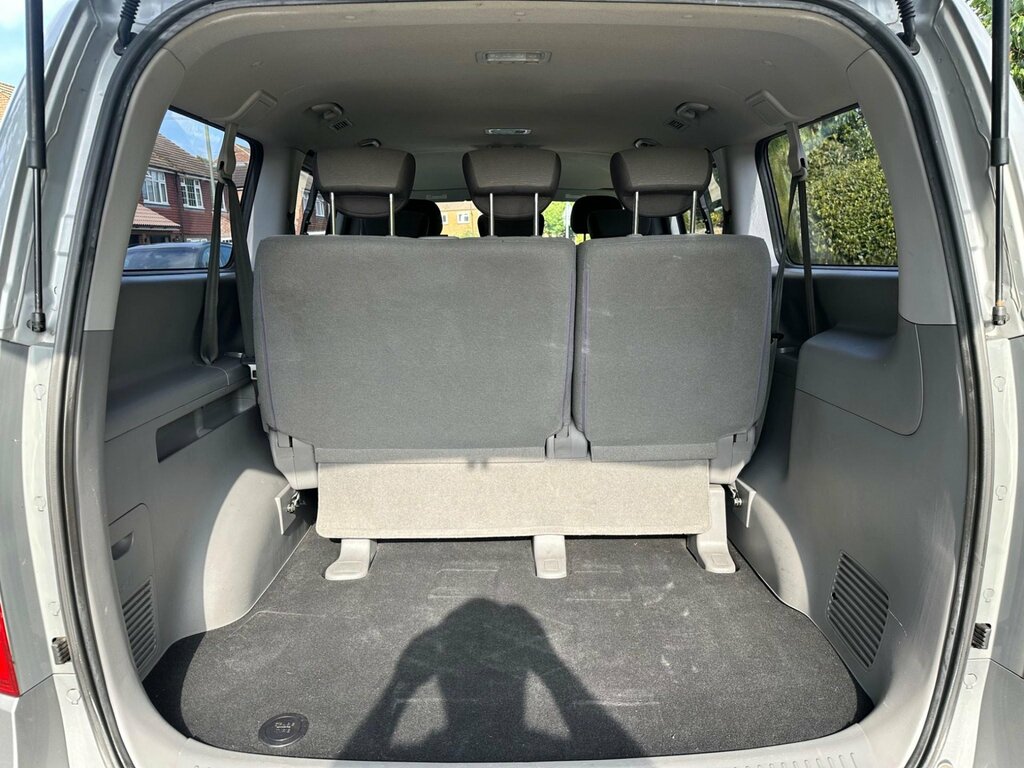 Hyundai I800 2.5 Style Crdi 8 Seater 5 Speed Silver #27