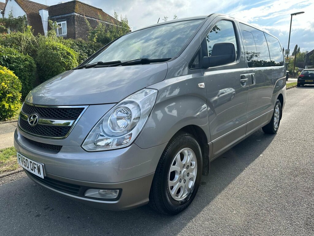 Hyundai I800 2.5 Style Crdi 8 Seater 5 Speed Silver #25