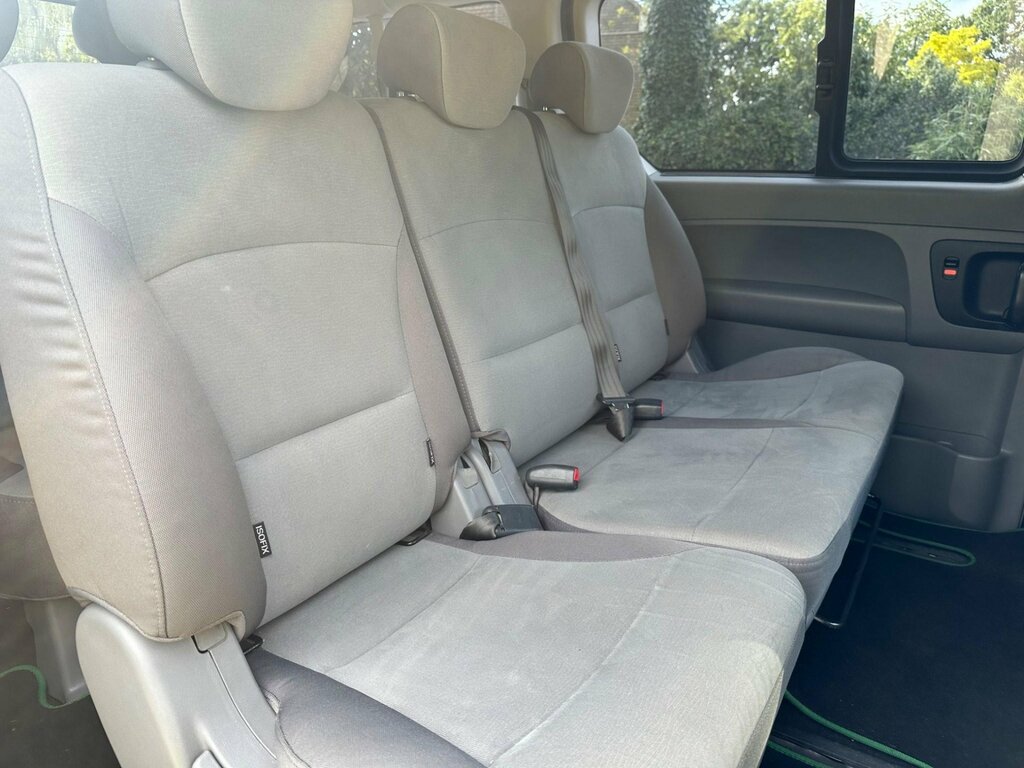 Hyundai I800 2.5 Style Crdi 8 Seater 5 Speed Silver #29