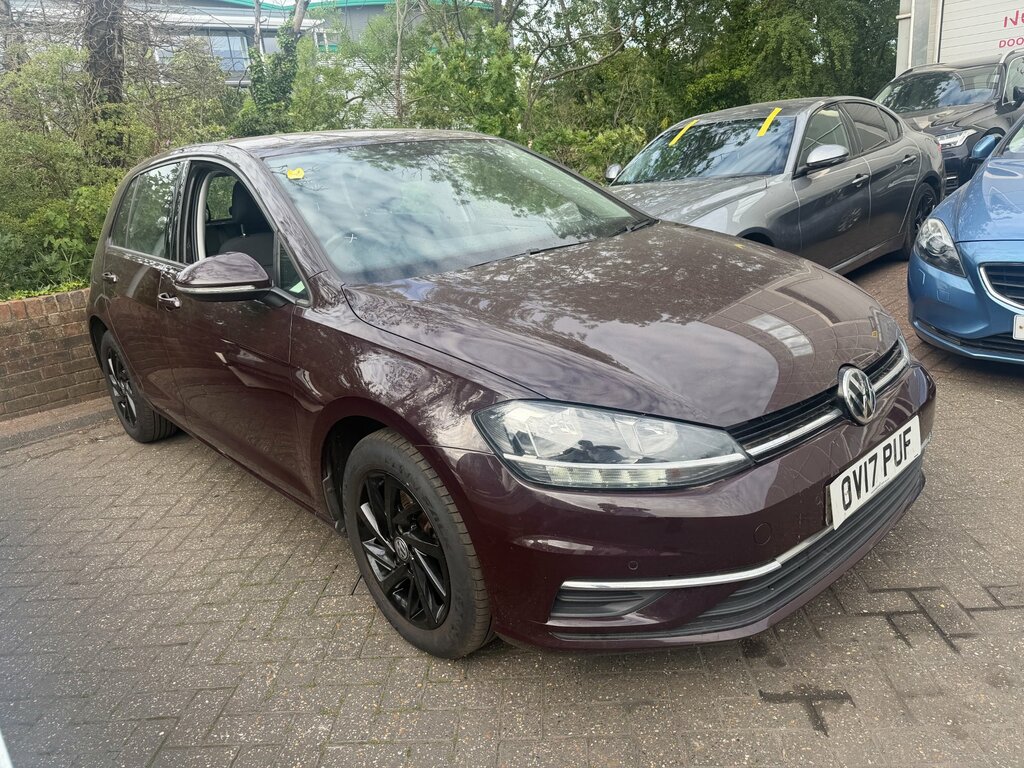 Volkswagen Golf 1.6 Tdi Bluemotion Tech Se Nav Hatchback Diese Black