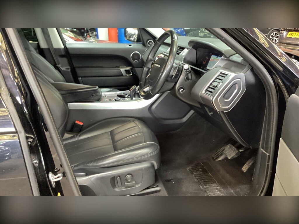 Land Rover Range Rover Sport 3.0 Sd V6 Hse Suv 4Wd Euro 6 Ss Black #3