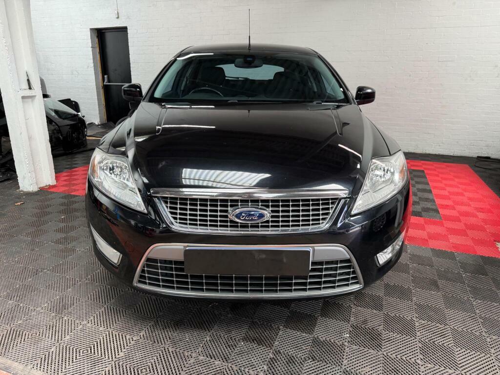 Ford Mondeo 2.0 Tdci Titanium Black #4